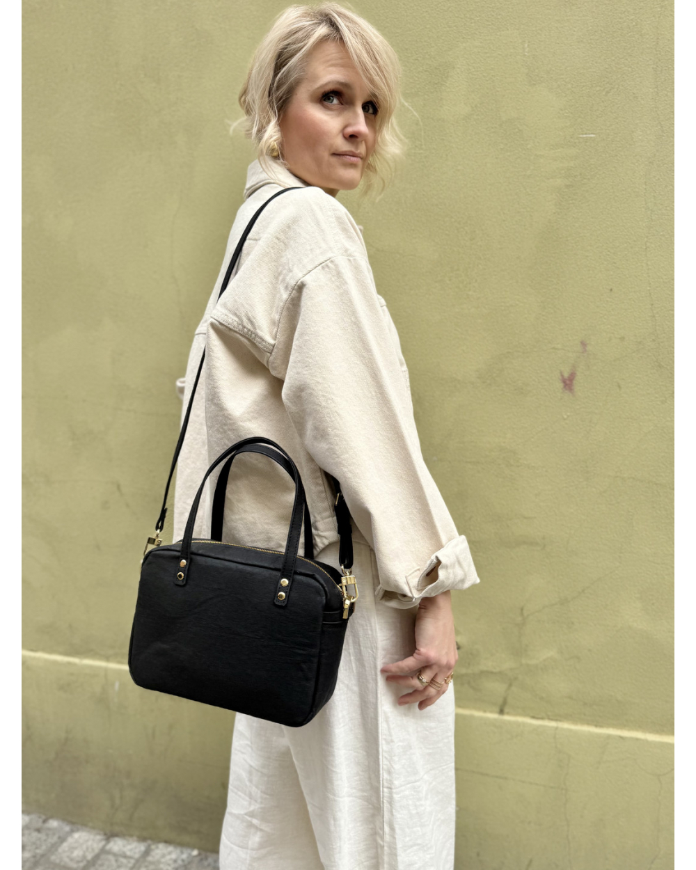 Listonoszka Roma - czarna